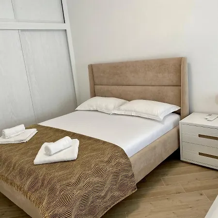 Luxury Sea Side Appartamento