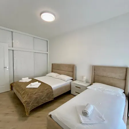 Luxury Sea Side Appartamento