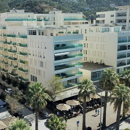 Luxury Sea Side Appartamento Vlorë